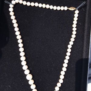 Pearl necklace